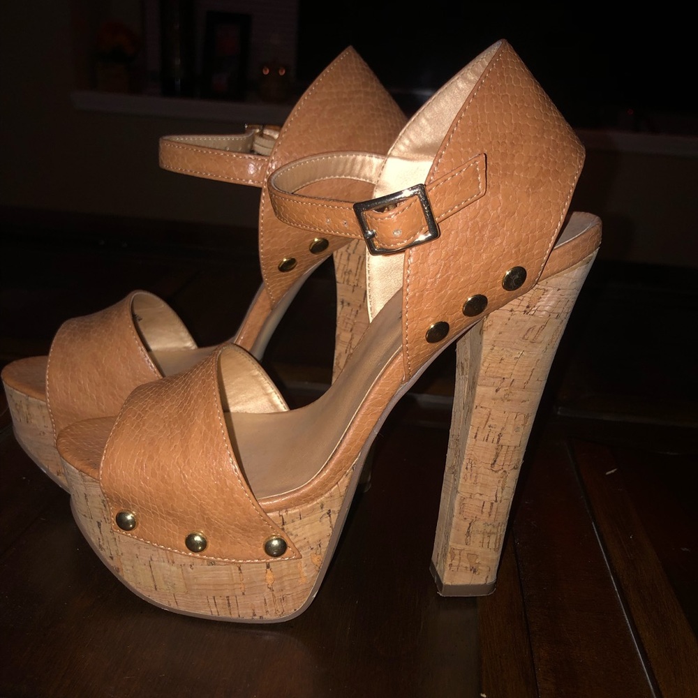 Shoedazzle heels